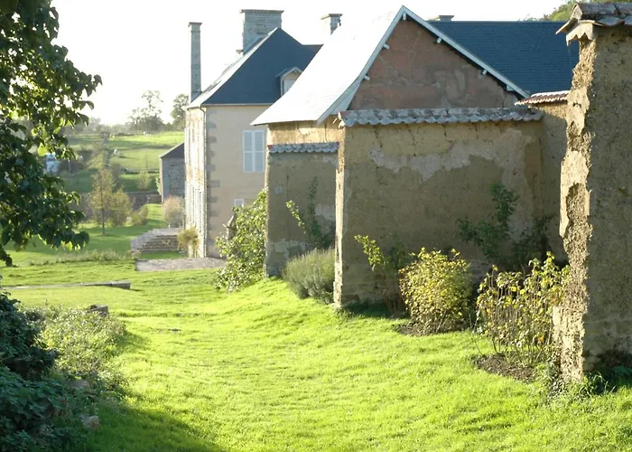 Casa de Férias Manoir Du Mesnil De Bas Bréhal