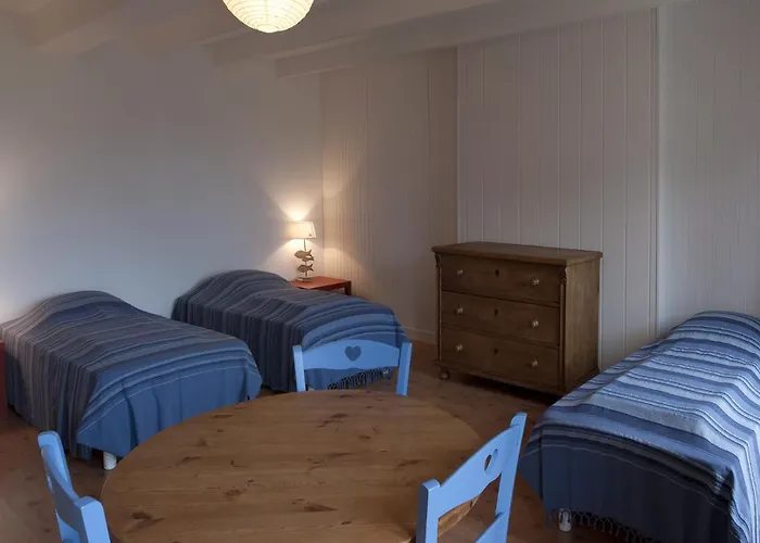 Manoir Du Mesnil De Bas Casa de Férias *